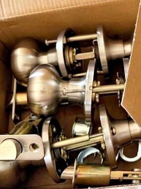 Yale Satin Nickel Interior Door Knobs - 2 Locking